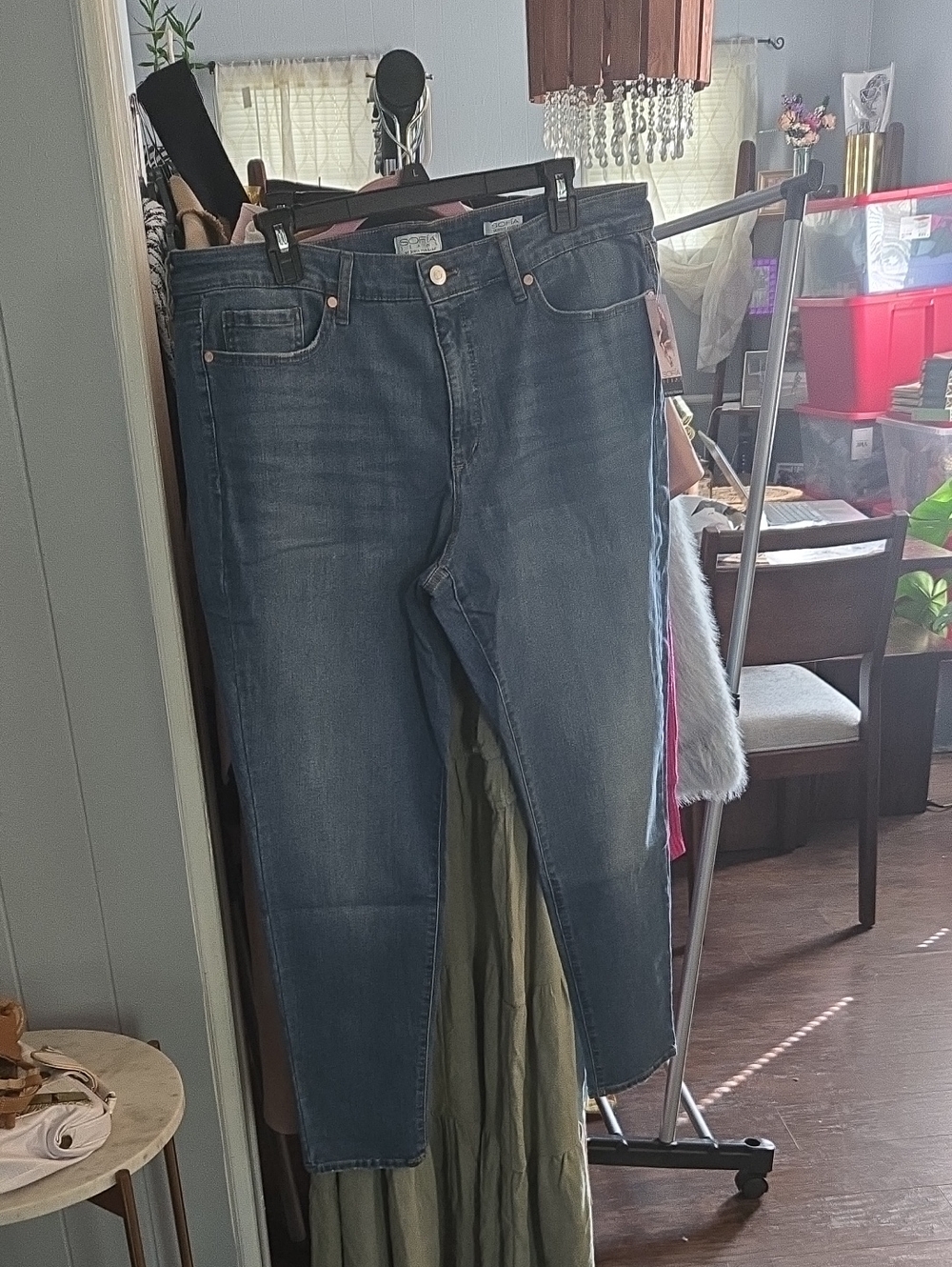 Sofia Vergara Mid Rise Jeans